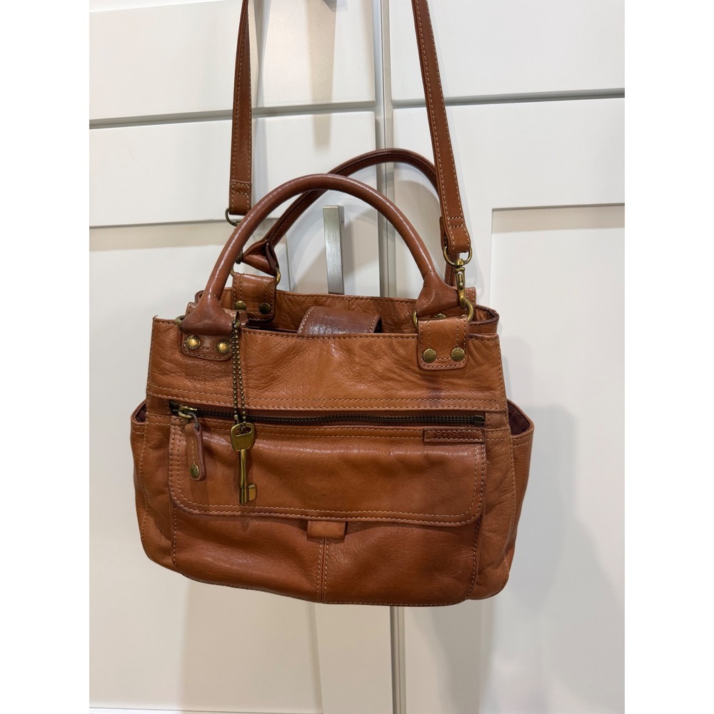 Fossil Cognac Brown Leather Crossbody Satchel Handbag with Key Charm 10x10x3